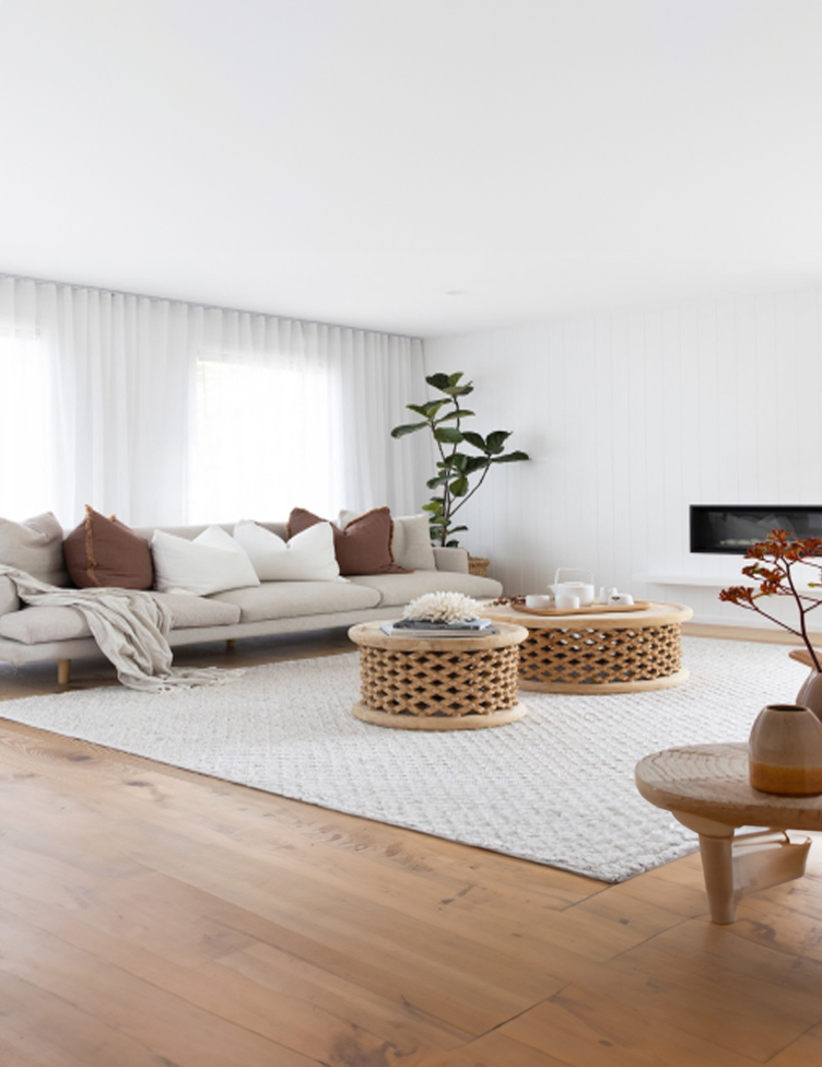 Cortinas vintage en sala residencial Bogotá